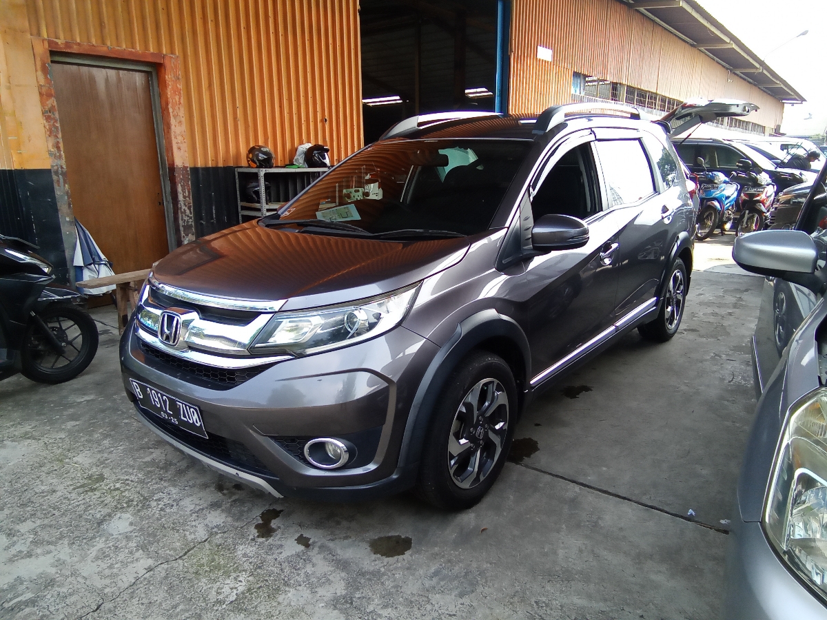 Lelang Mobil Honda Brv E Cvt At 2016 bekas secara online di IBID
